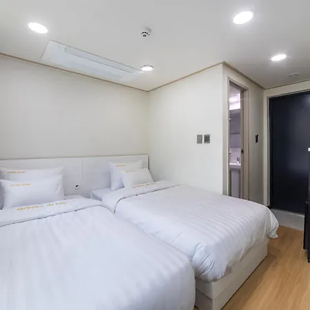 Bliss Hotel Myeongdong