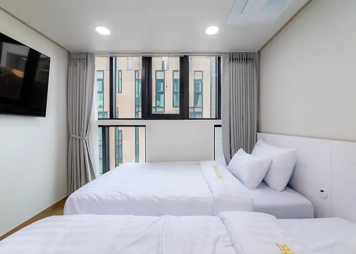 Bliss Myeongdong Hotel *