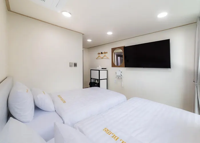 Hotel Bliss Myeongdong