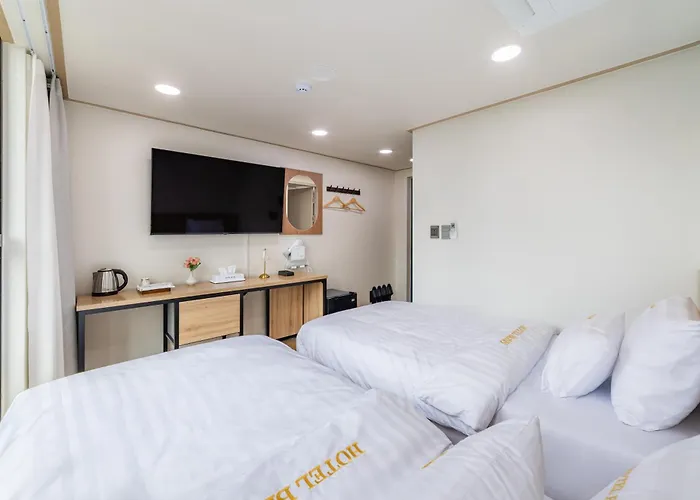 Hotel Bliss Myeongdong