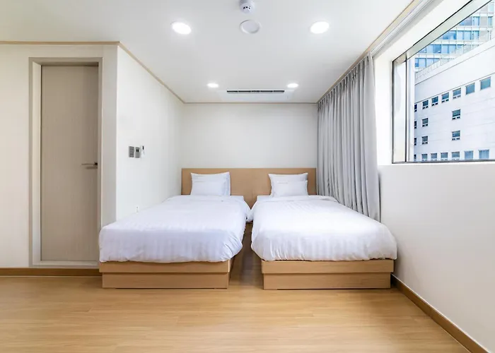 Hotel Bliss Myeongdong *
